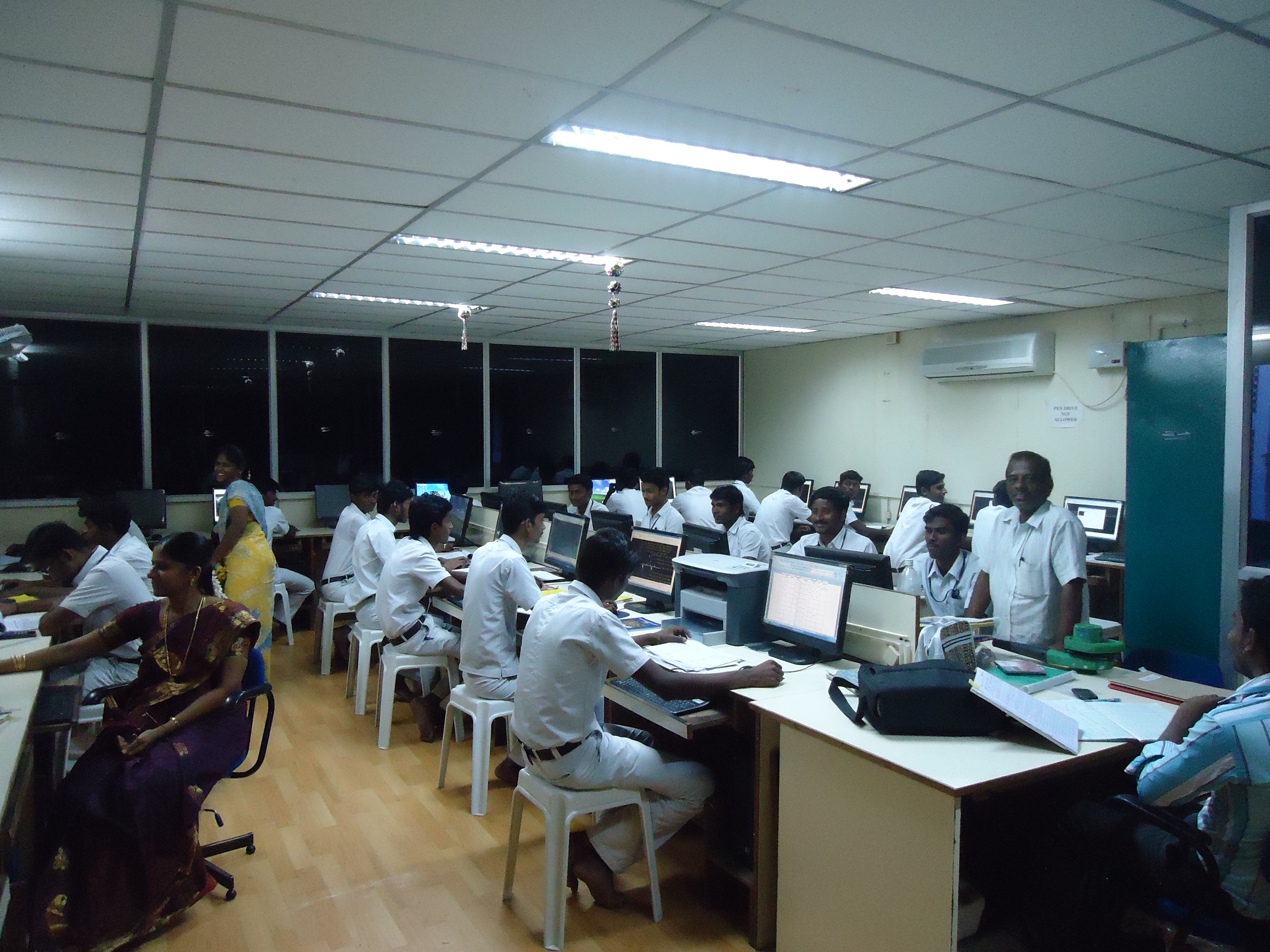CAD Lab Image 3